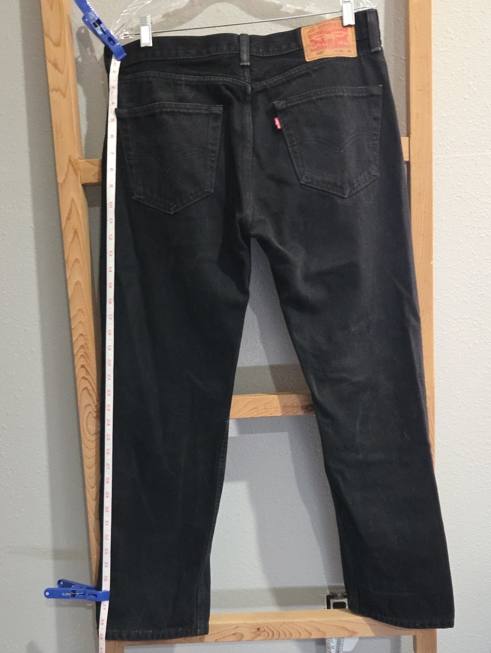 Levi's Men's Black Relaxed Straight Jeans